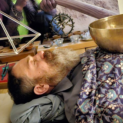 המרכז לטיפול בדיג'רידו - סטודיו נשימה מעגלית - אייל עמית - פרדס חנה המרכז לטיפול בדיג'רידו - סטודיו נשימה מעגלית - אייל עמית - פרדס חנה